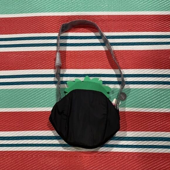 Pink:Cooler NWT limited edition   - Picture 2 of 4